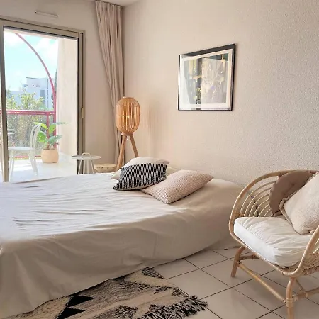 Apartment 2 Pieces Avec Piscine Et Parking Proche Plage - - Fr-1-251-505 Le Lavandou
